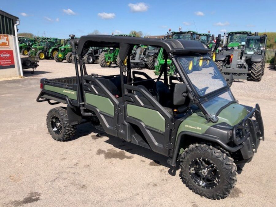 John Deere XUV 855M S4 Gator | Hunt Forest Group